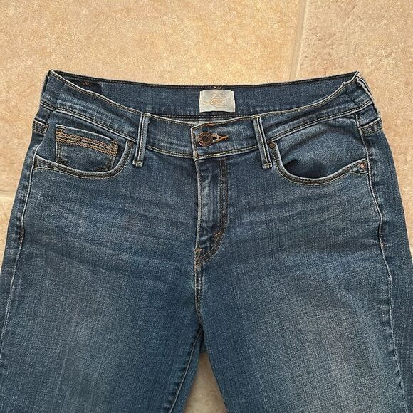 Levi Classic Blue Women's Jeans - Picture 2 of 6